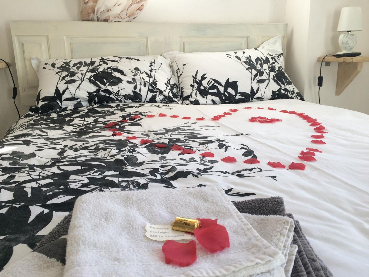 トリオーラ La Stregatta Bed & Breakfast エクステリア 写真